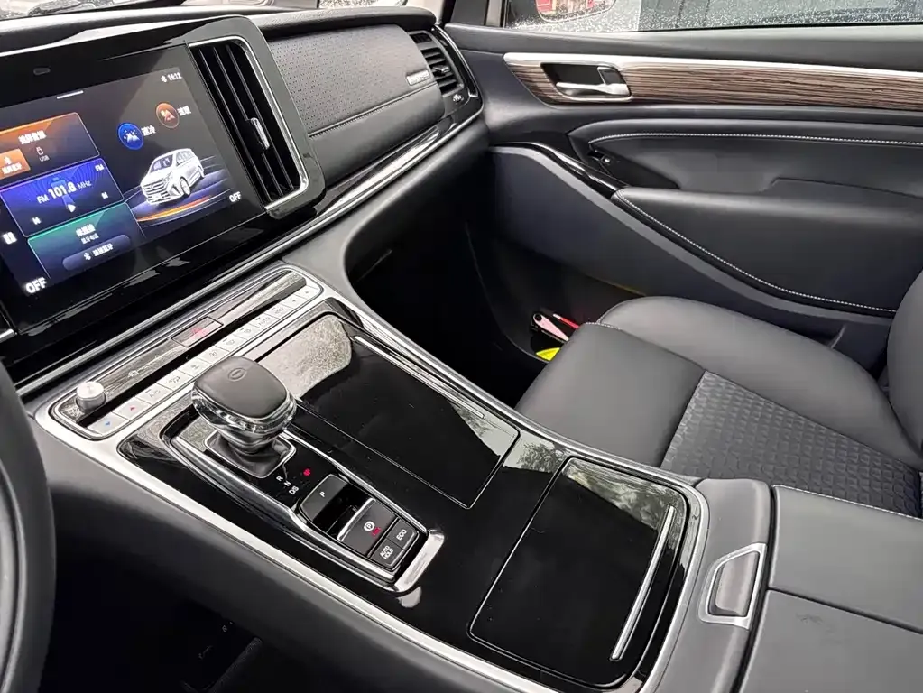 GAC Motor Trumpchi M8 — фото 6