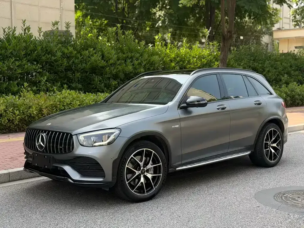 Mercedes-Benz GLC AMG — фото 1