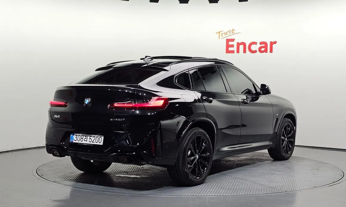 BMW X4 — фото 4