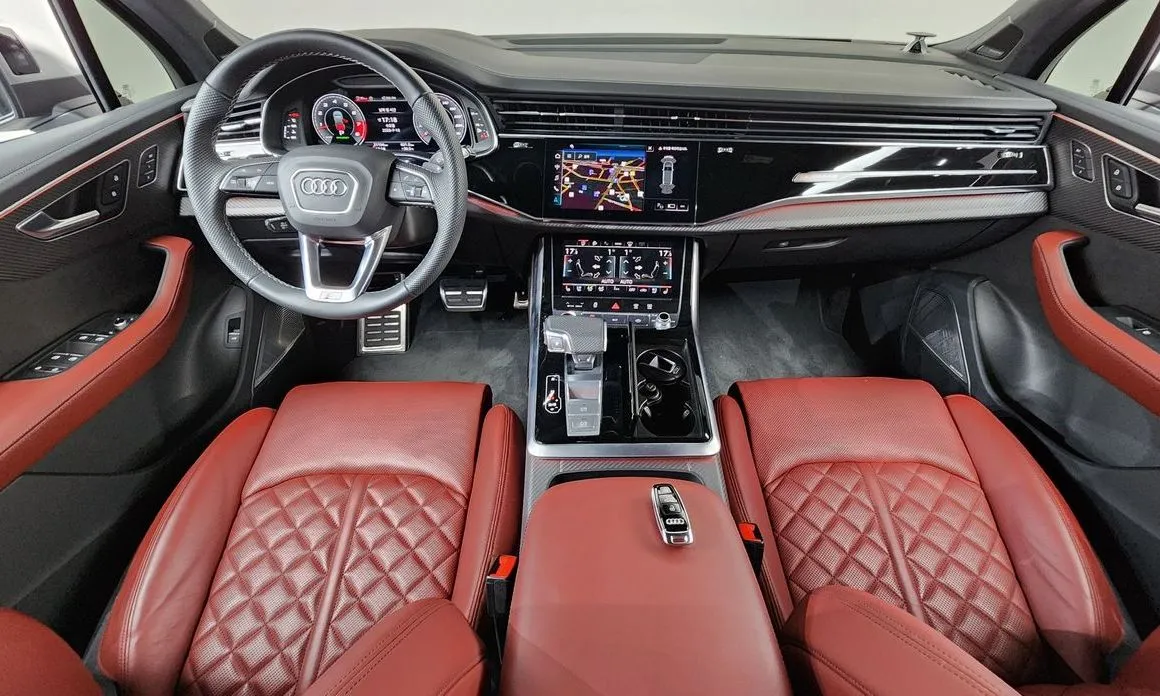 Audi SQ7 — фото 10