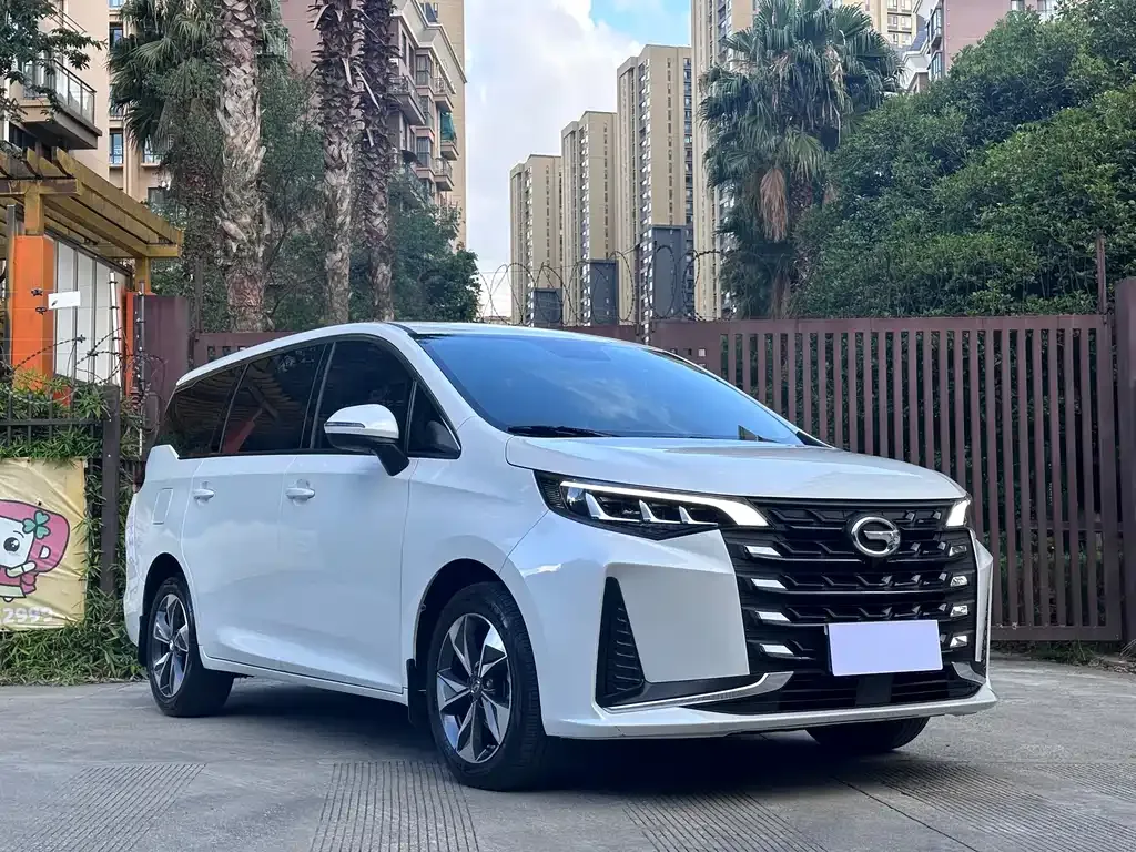 GAC Motor Trumpchi M6 — фото 10