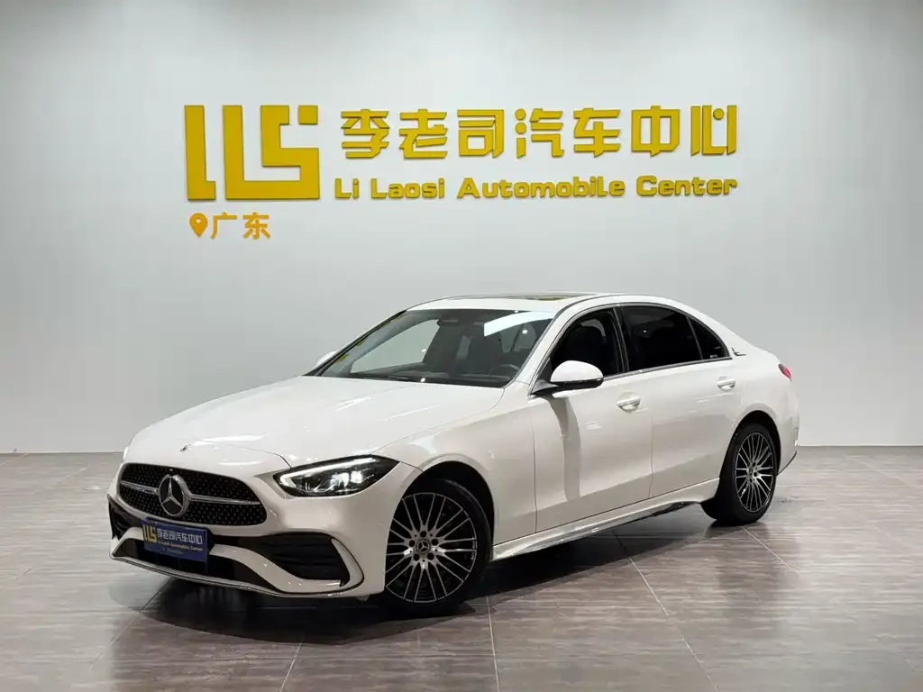Mercedes-Benz C-Class — фото 1