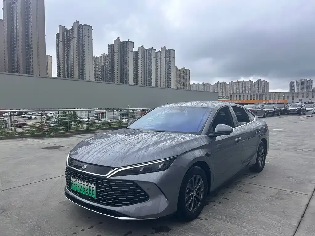 BYD Qin L — фото 1