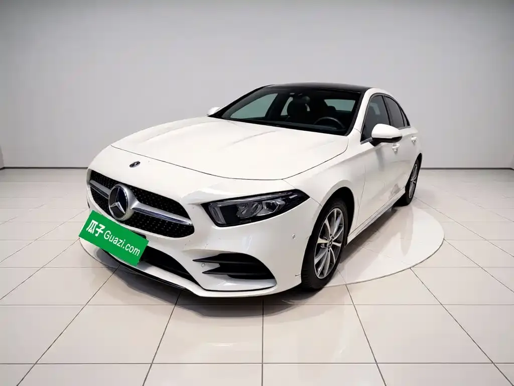 Mercedes-Benz A-Class — фото 1