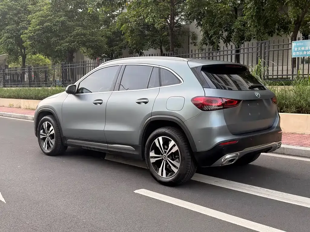 Mercedes-Benz GLA — фото 8