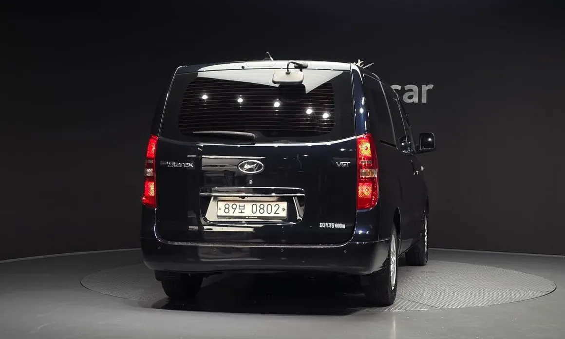 Hyundai Starex — фото 2