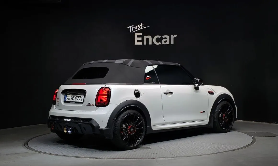 Mini Cooper Convertible — фото 3