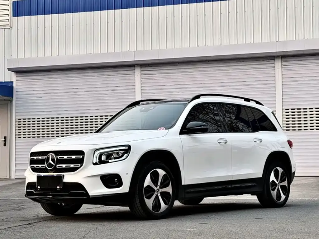Mercedes-Benz GLB — фото 3