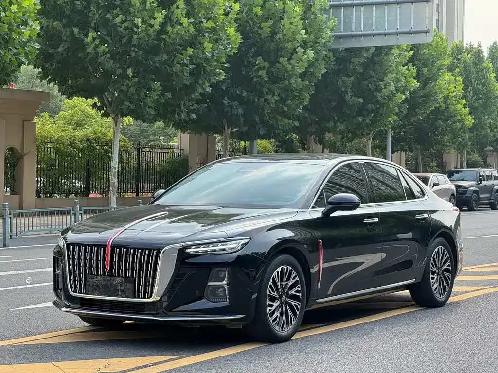 Hongqi H5 — фото 1