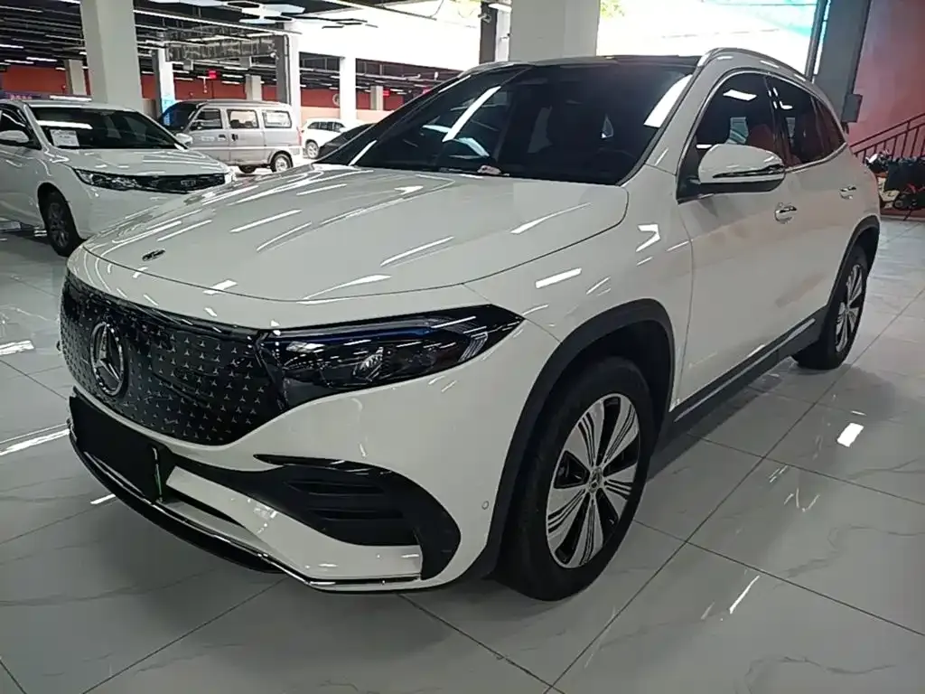 Mercedes-Benz EQA — фото 2