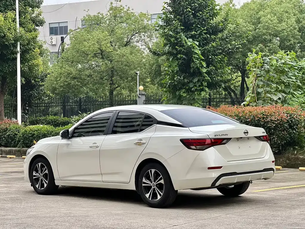 Nissan Sylphy — фото 10