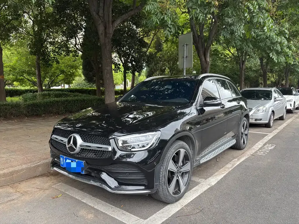 Mercedes-Benz GLC — фото 1