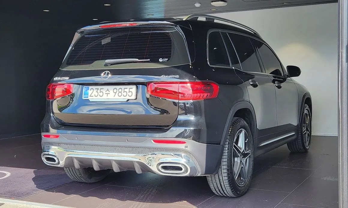 Mercedes-Benz GLB-Class — фото 2