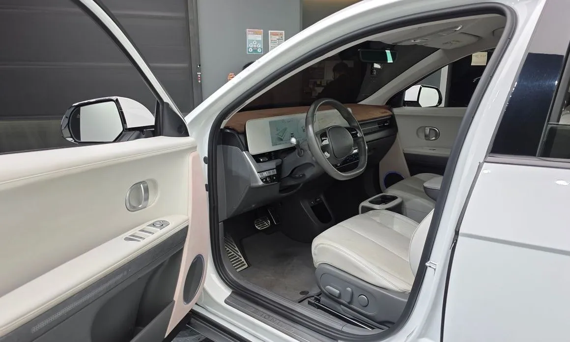 Hyundai Ioniq5 — фото 9