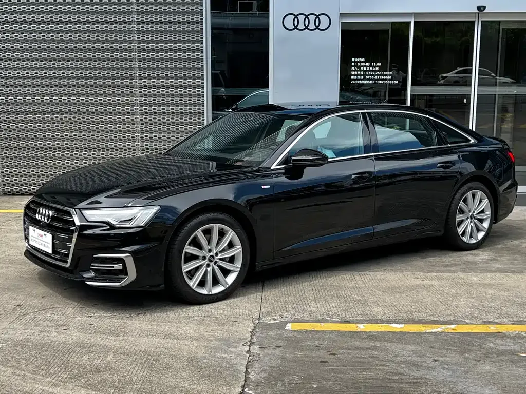 Audi A6L — фото 1