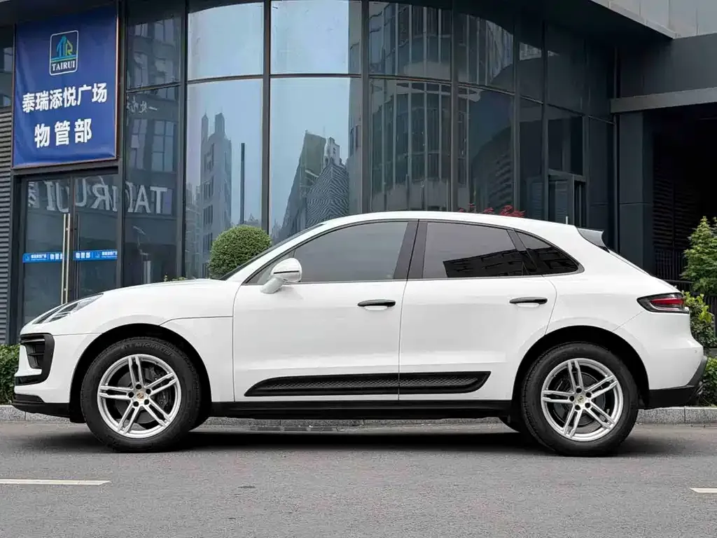 Porsche Macan — фото 6
