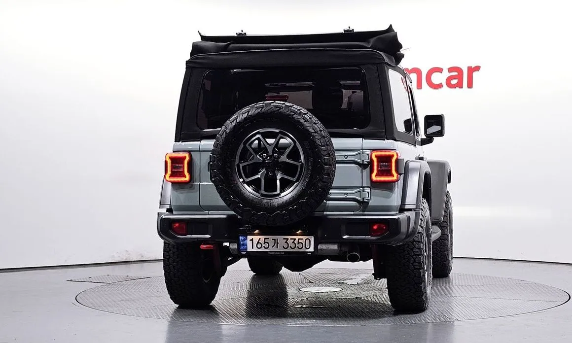Jeep Wrangler — фото 9