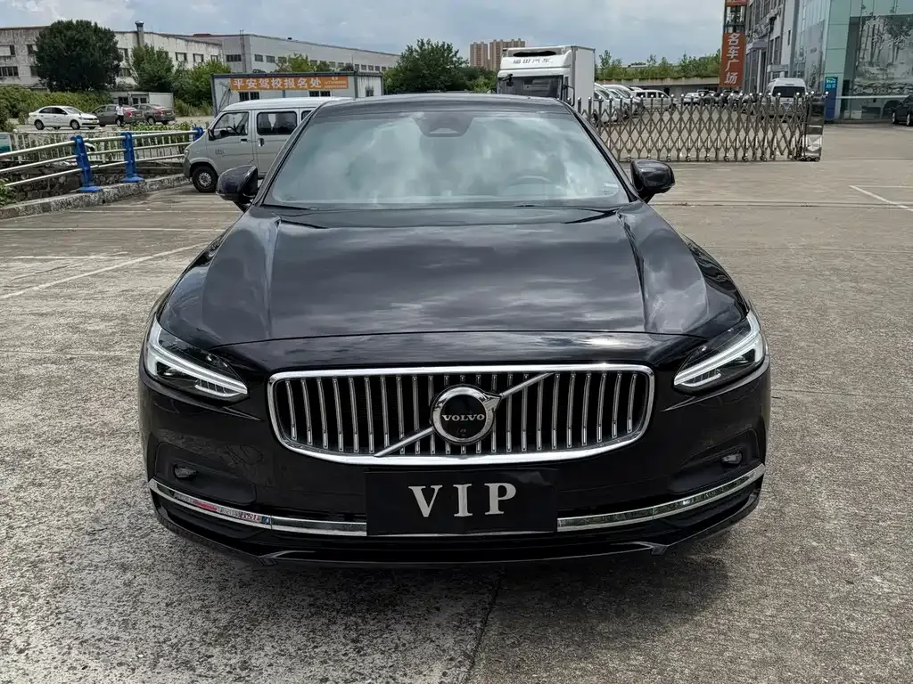 Volvo S90 — фото 6