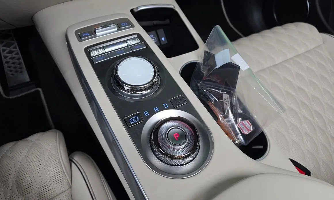 Genesis GV70 — фото 10
