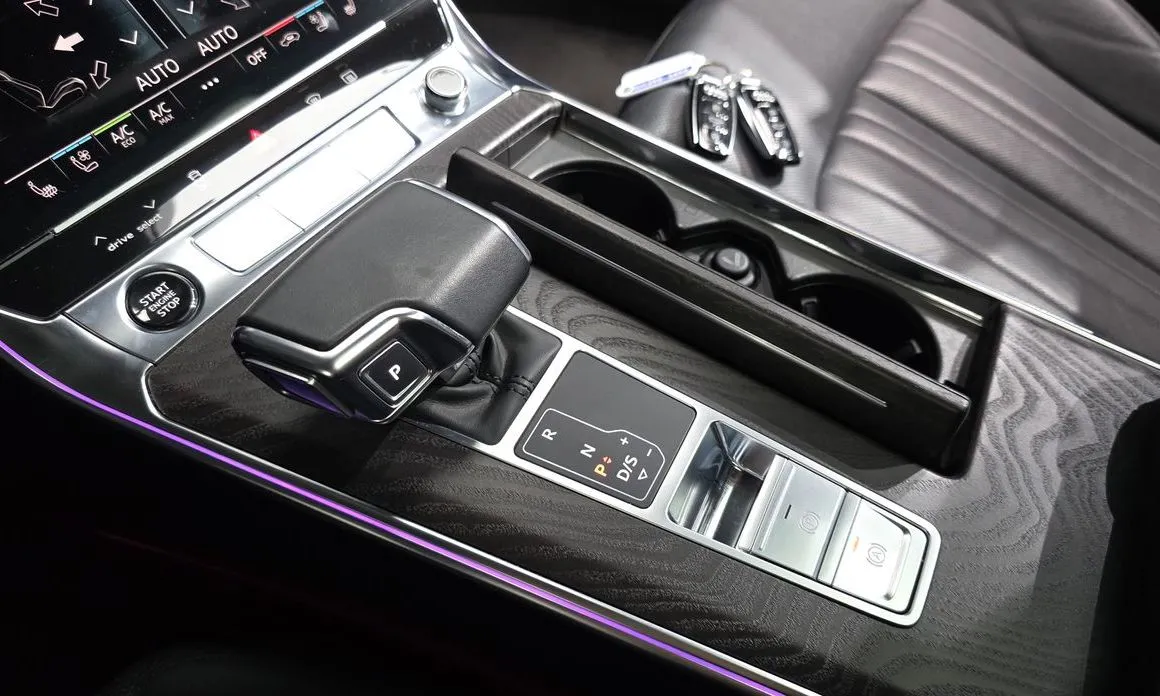Audi A6 — фото 10