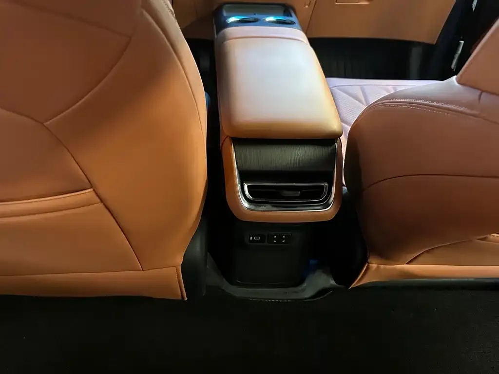 Changan CS75 PLUS — фото 2
