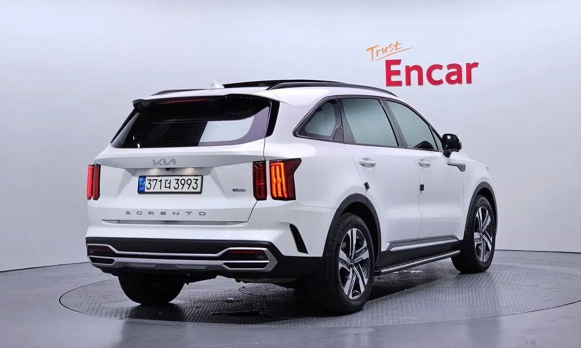 Kia Sorento — фото 10