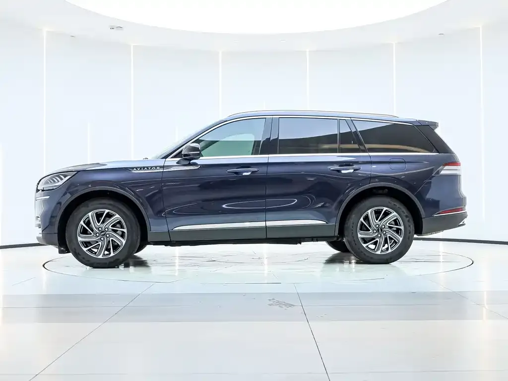 Lincoln Aviator — фото 3