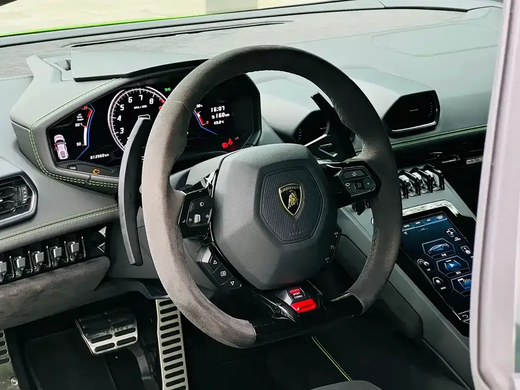Lamborghini Huracan — фото 7