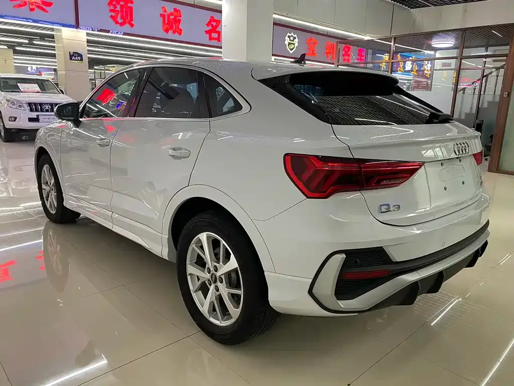 Audi Q3 Sportback — фото 5