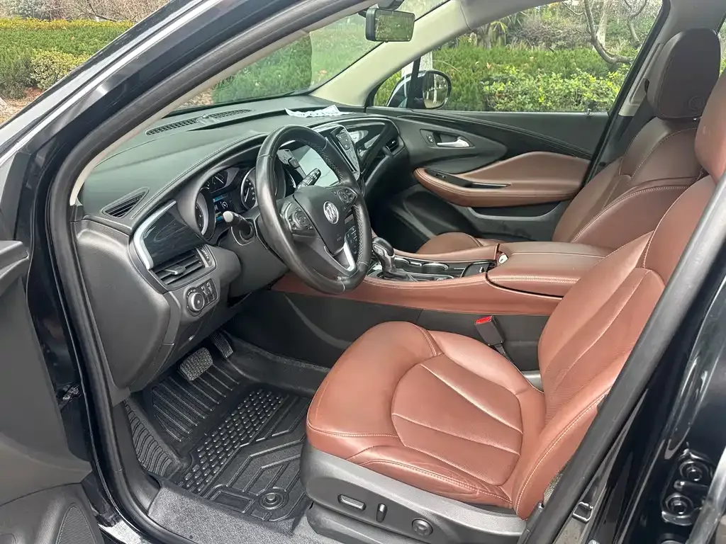 Buick Envision Plus — фото 5