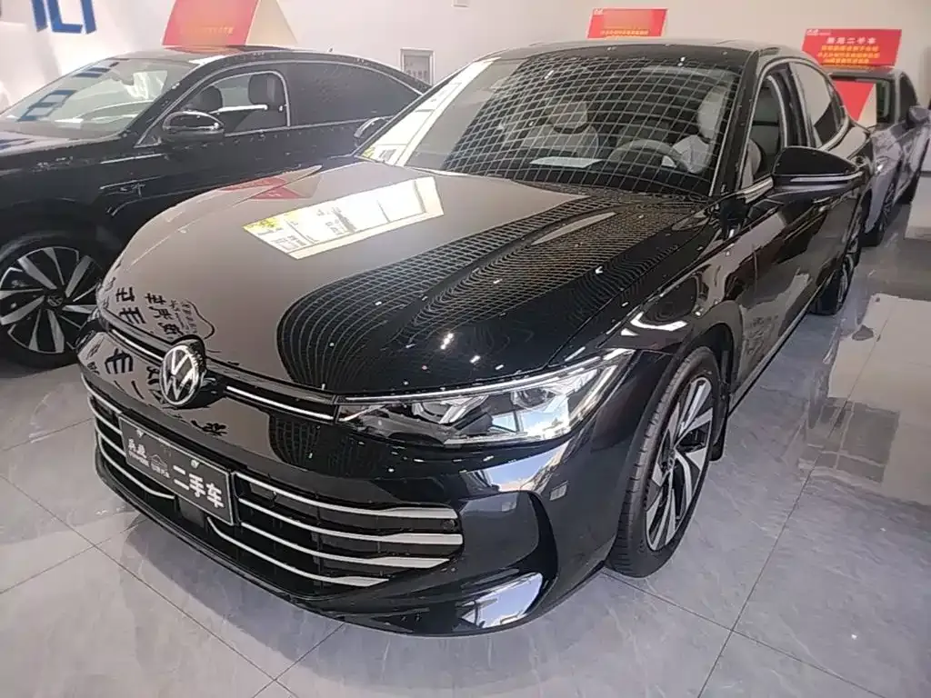 Volkswagen Passat — фото 1