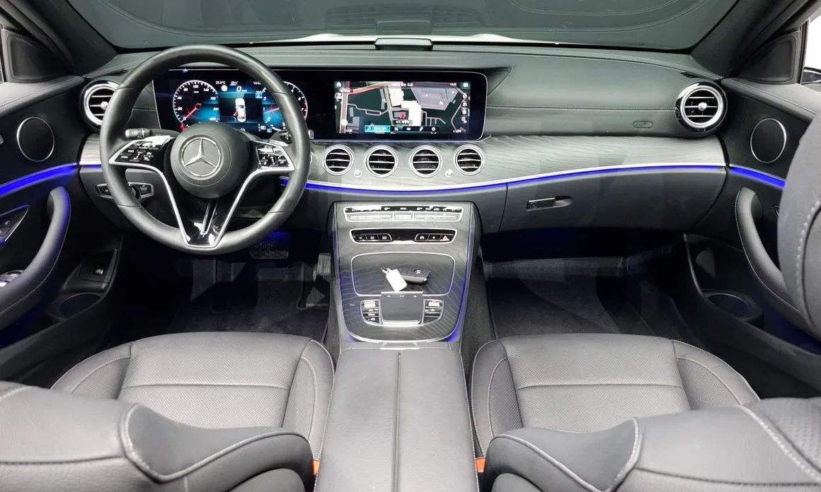 Mercedes-Benz E-Class — фото 10