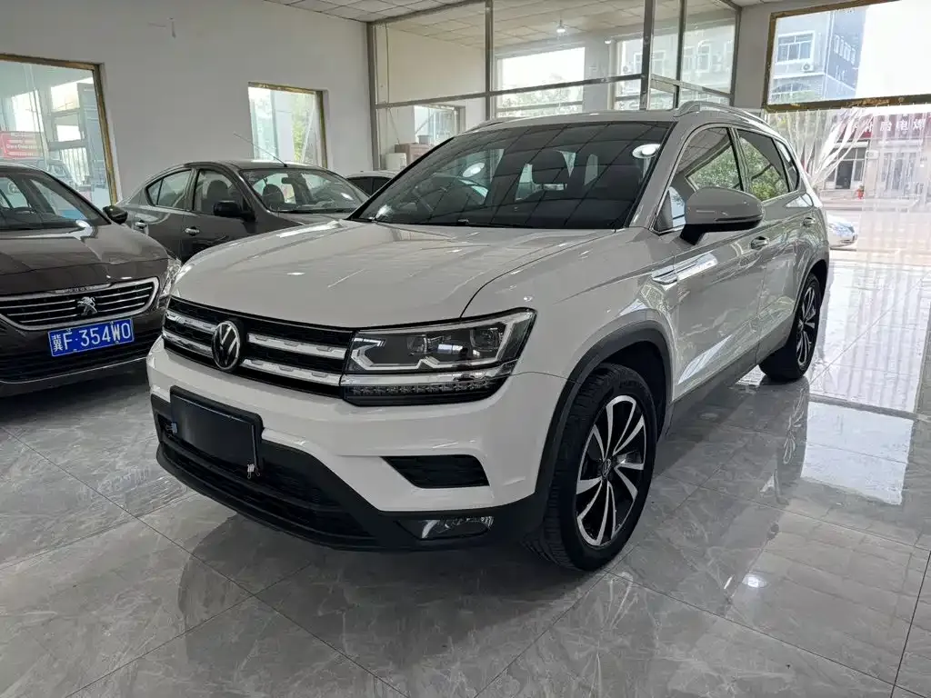 Volkswagen Tharu — фото 1