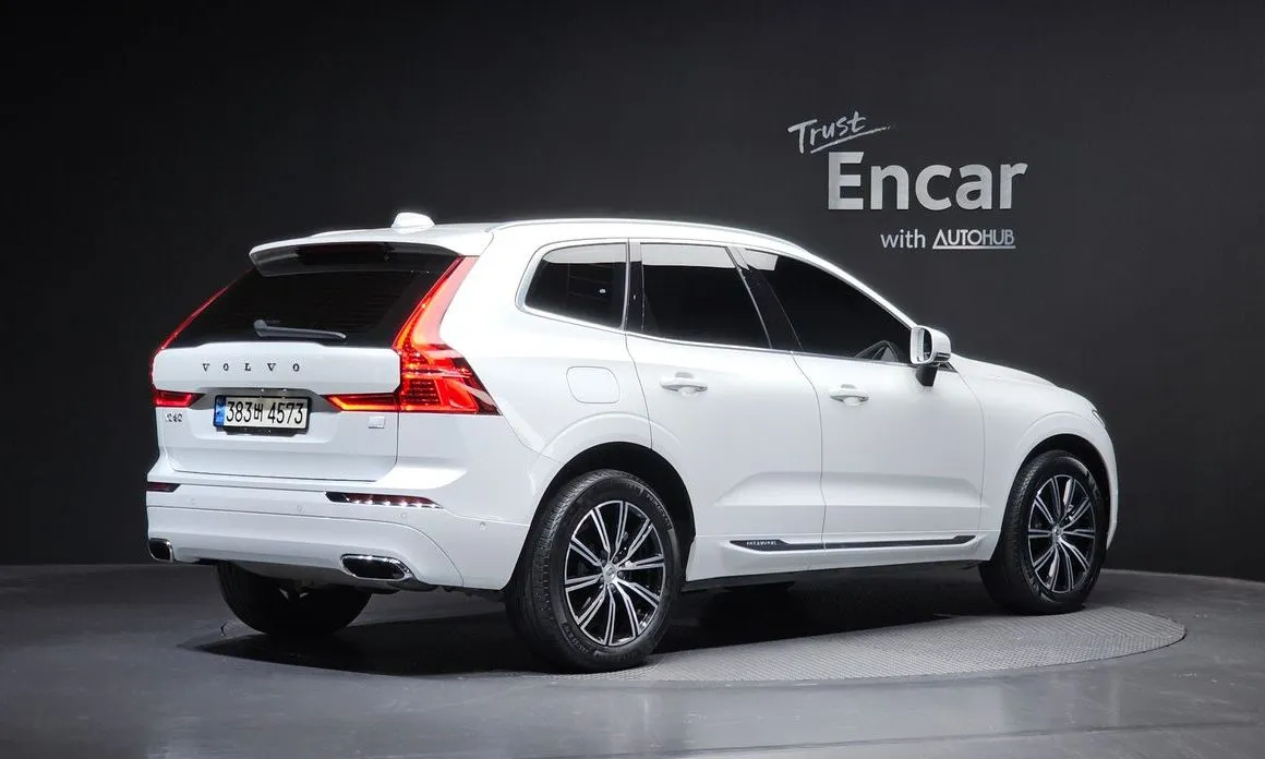 Volvo XC60 — фото 2