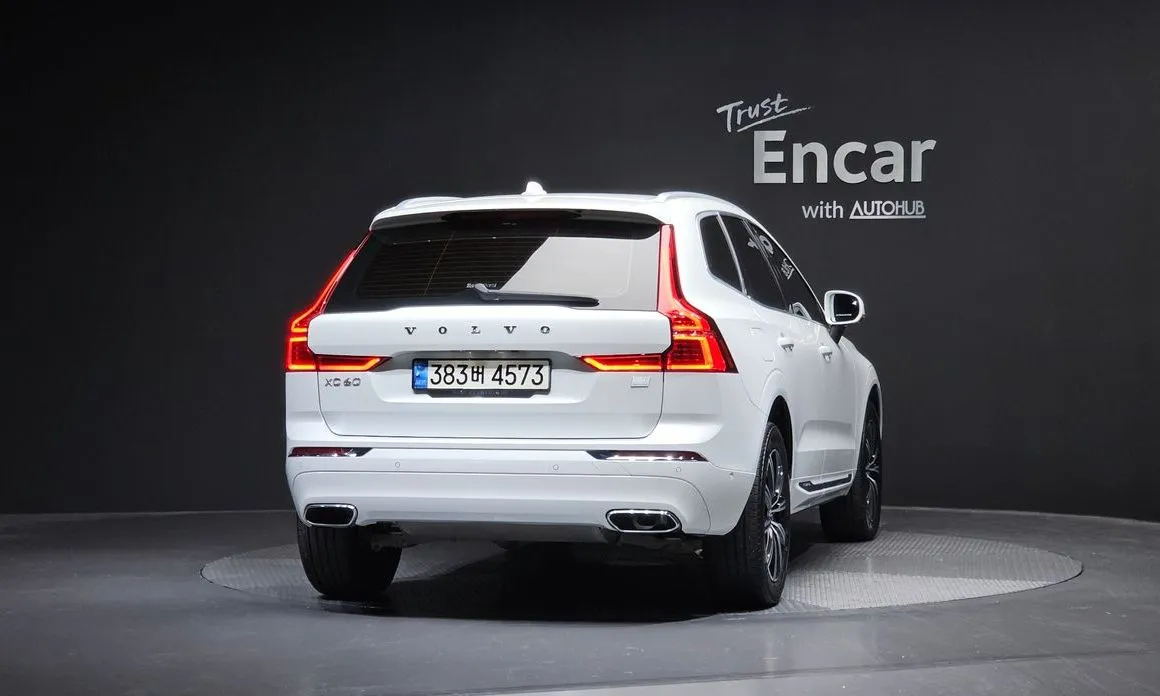 Volvo XC60 — фото 3