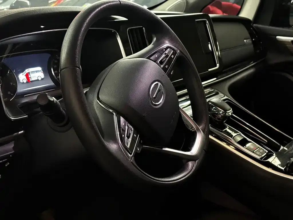 GAC Motor Trumpchi M8 — фото 3