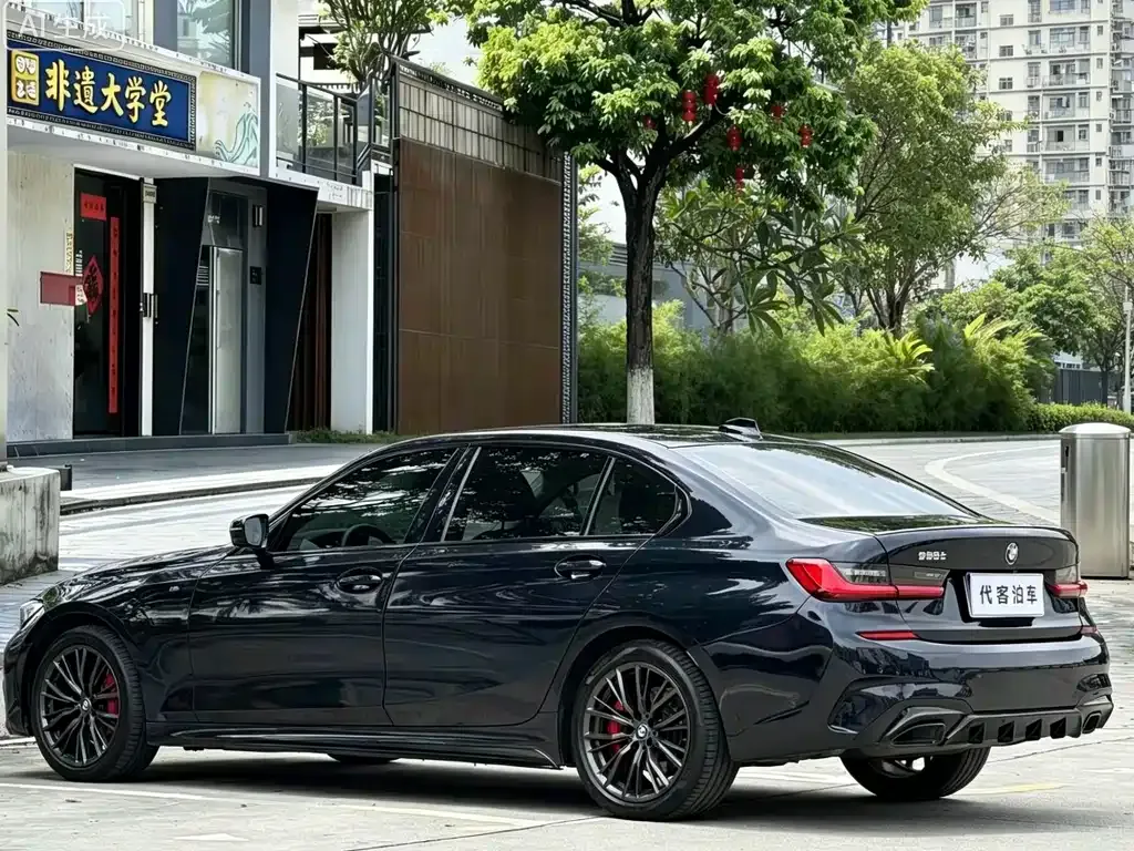 BMW 3 Series — фото 8