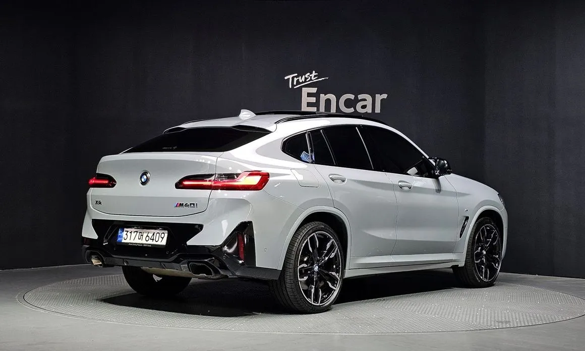 BMW X4 — фото 10