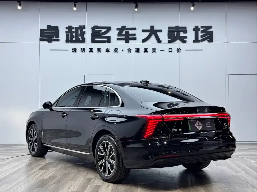 Hongqi H5 PHEV — фото 2