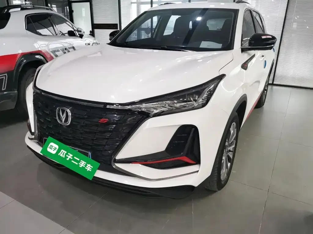 Changan CS75PLUS — фото 1