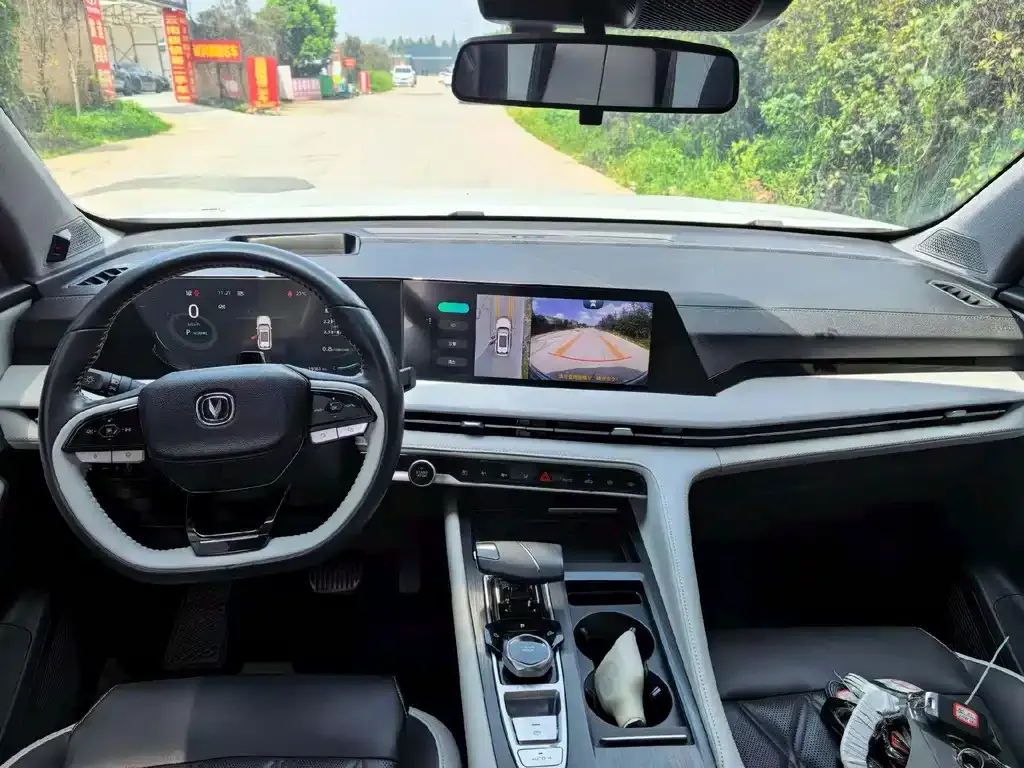 Changan CS75PLUS — фото 2