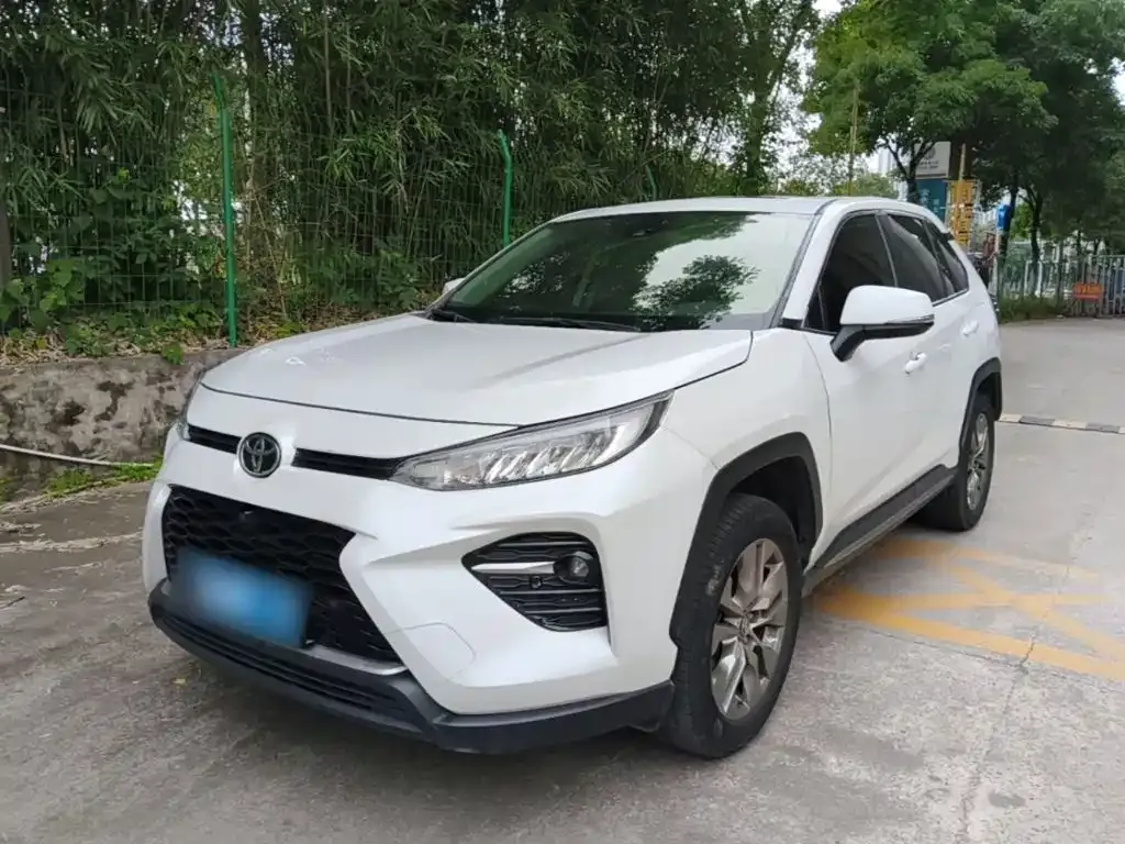 Toyota Wildlander — фото 1