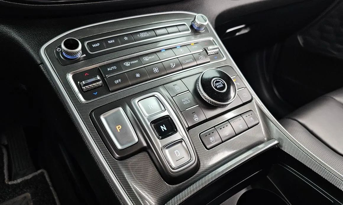Hyundai Santafe — фото 5
