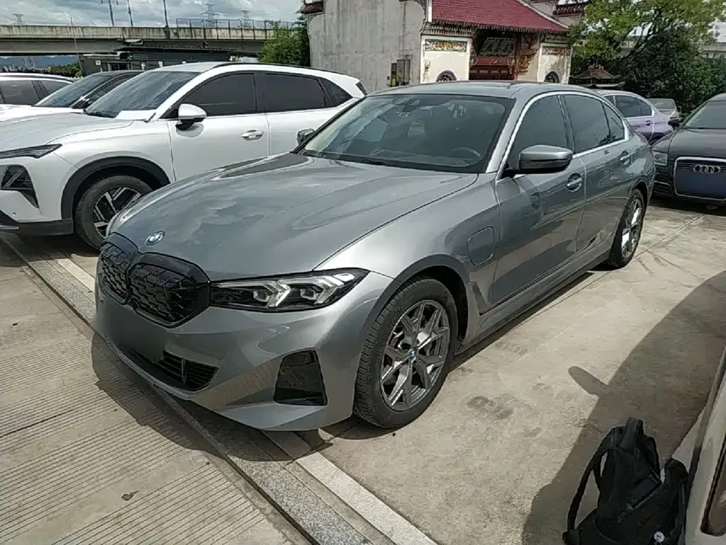 BMW i3 — фото 1