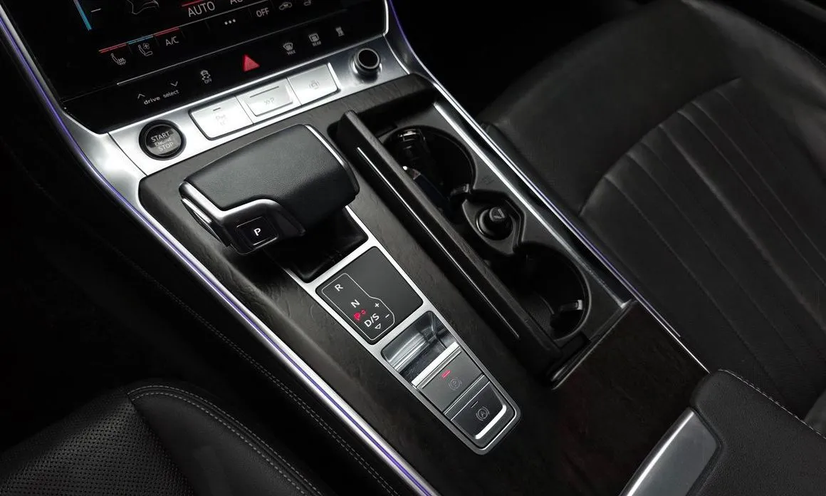 Audi A6 — фото 7