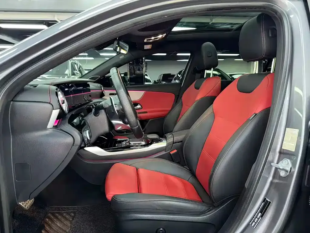 Mercedes-Benz A-Class AMG — фото 4