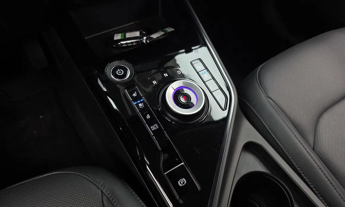 Kia Niro — фото 10