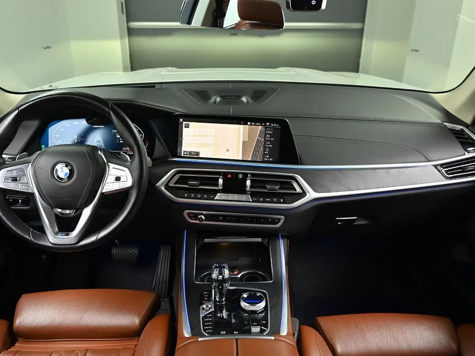 BMW X7 — фото 3