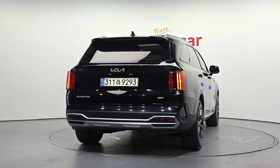 Kia Sorento — фото 10