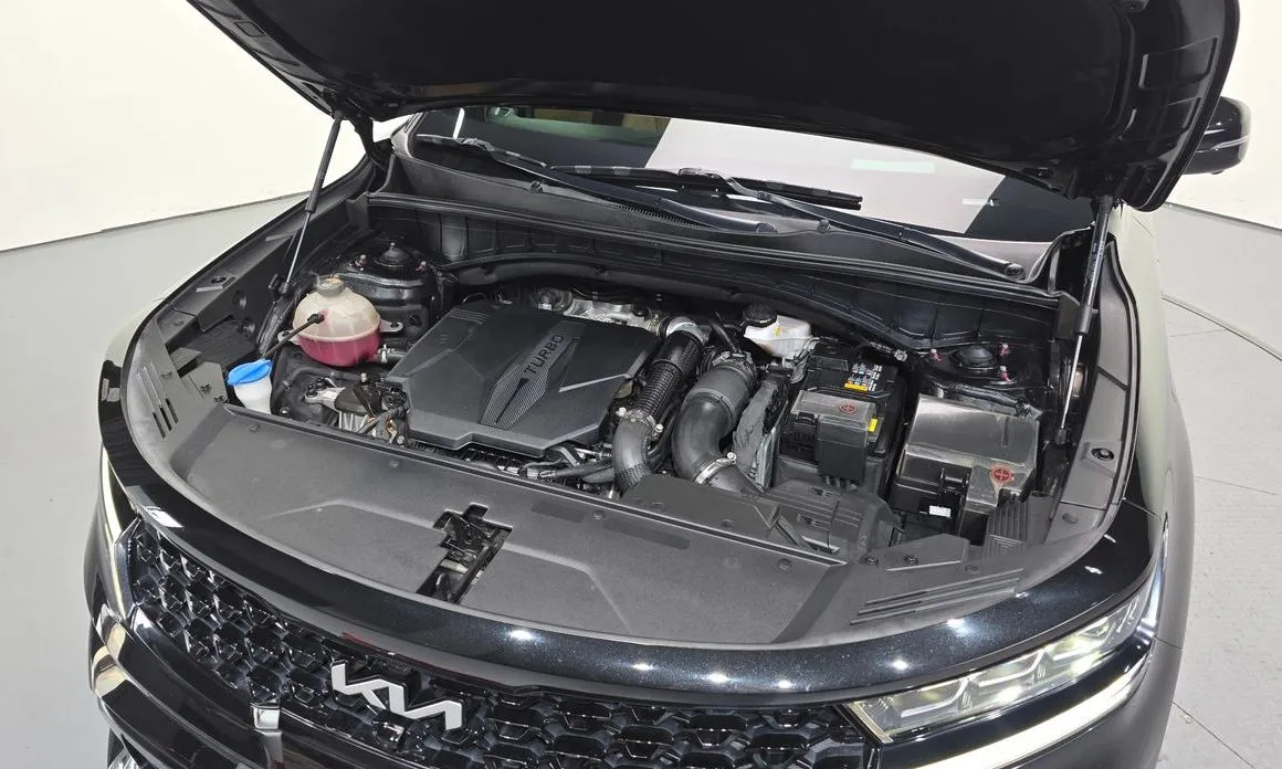 Kia Sorento — фото 9